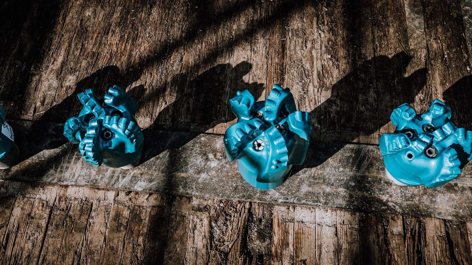 Image of Three Drillexa bits at a rig